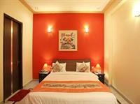 Oyo Rooms Good Earth City Centre คูร์เคาน์ ภายนอก รูปภาพ