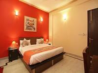 Oyo Rooms Good Earth City Centre คูร์เคาน์ ภายนอก รูปภาพ