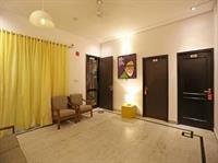 Oyo Rooms Good Earth City Centre คูร์เคาน์ ภายนอก รูปภาพ